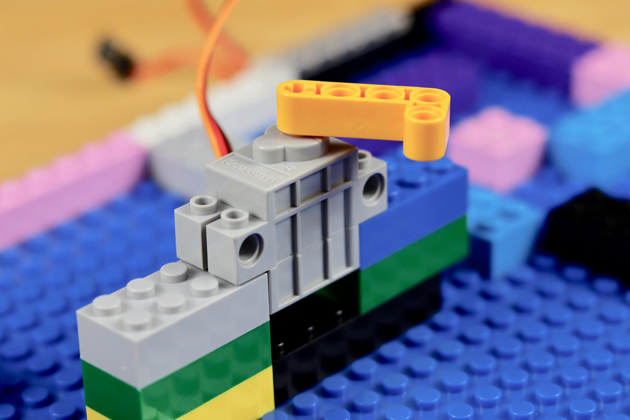 Brick Compatible 270 Degree Servo – Brown Dog Gadgets